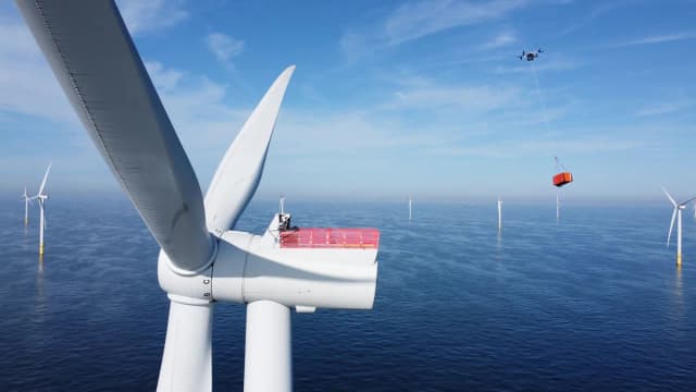 รrsted launches worldโs first heavy-lift cargo drone operations at Borssele 1&2 Offshore Wind Farm